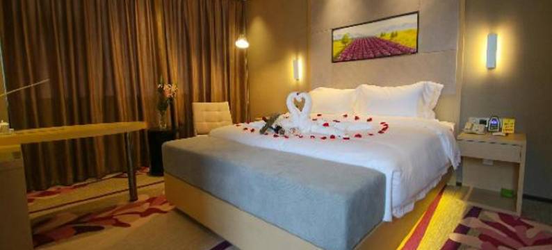 麗凤酒店(广元万达广场店)图片