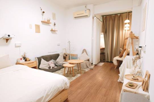 伍月民宿(金凤路分店)