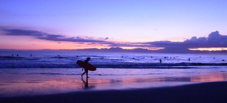 江之岛Iza酒吧客栈(Iza Enoshima Guest House and Bar)图片