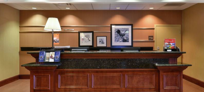 希尔顿欢朋酒店-哈里森(Hampton Inn Harrison)图片