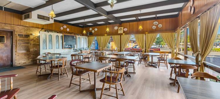 普雷恩斯曼汽车旅馆(Plainsman Motel)图片