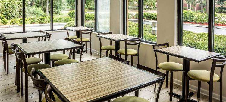 伊克诺旅馆棕榈海岸中心(Econo Lodge)图片