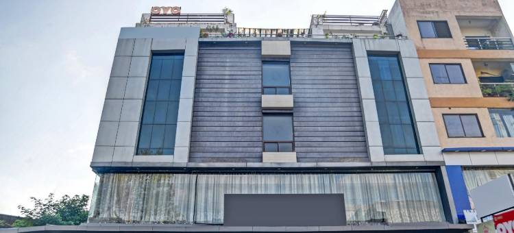 Super Townhouse Divya Palace图片