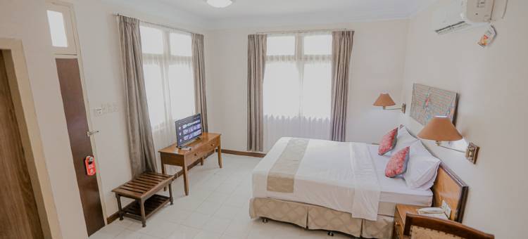 Royal Brongto酒店(Royal Brongto Hotel)图片