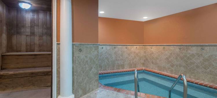 麦纳特戴斯酒店(Days Inn by Wyndham Minot)图片