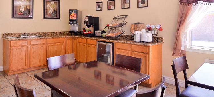 庞卡城美洲最佳价值酒店(Americas Best Value Inn Ponca City)图片