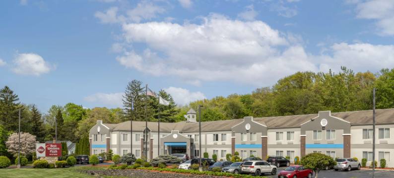 新英格兰贝斯特韦斯特优质套房酒店(Best Western Plus New England Inn  Suites)图片