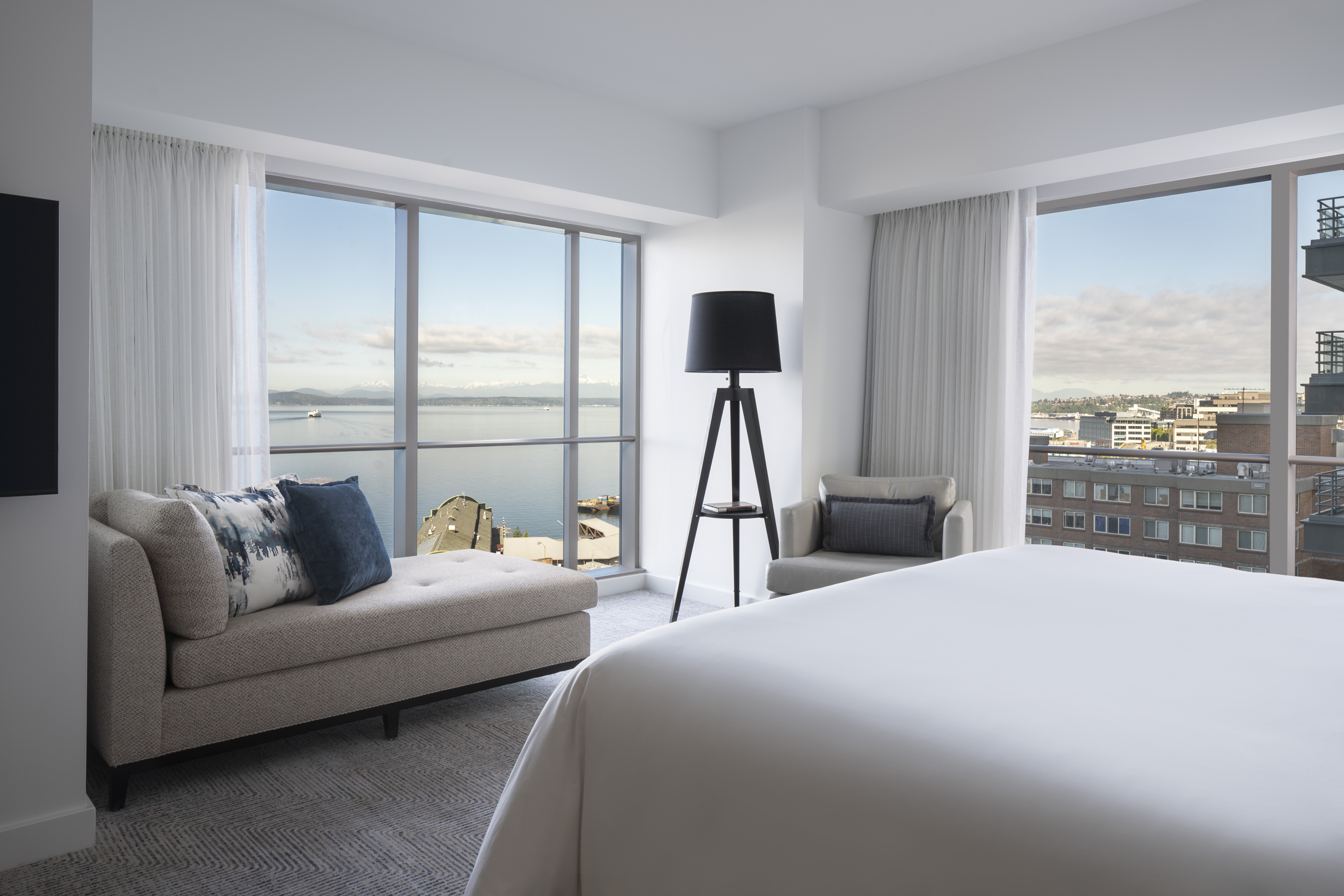 Four Seasons Hotel Seattle Over view