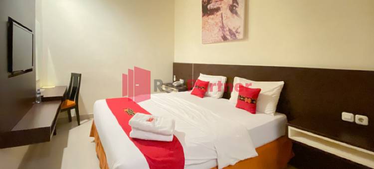 |望加锡阿尔法酒店(Hotel Alpha Makassar RedPartner)图片