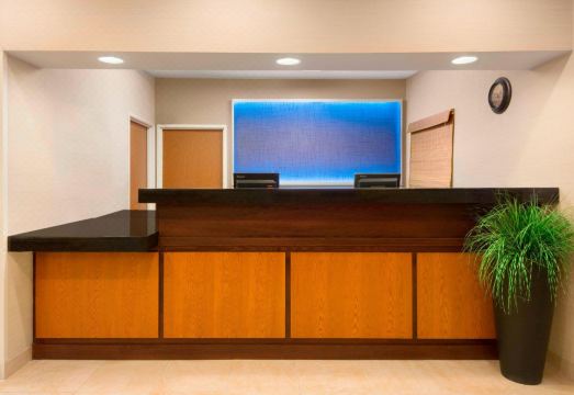 Amerivu Inn and Suites Hotel Overview