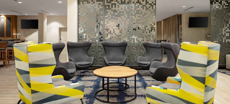 奥兰多机场TownePlace Suites酒店(TownePlace Suites Orlando Airport)图片