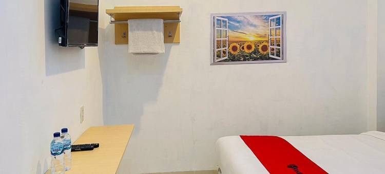 RedDoorz at Damai Guest House Kabanjahe图片