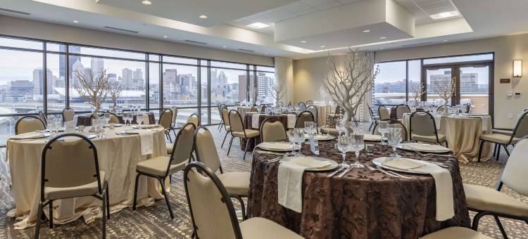 匹兹堡北岸舒适套房酒店(Comfort Inn & Suites Pittsburgh-Northshore)图片