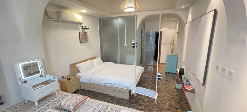 钟楼恋家公寓(竹笆市分店)图片