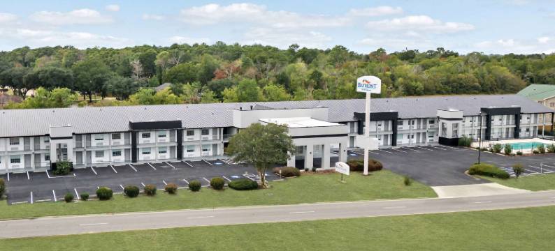 博蒙特温德姆呗盟酒店(Baymont by Wyndham Beaumont)图片