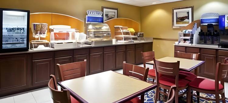 智选假日套房酒店森伯里，哥伦布地区(Holiday Inn Express & Suites Sunbury-Columbus Area)图片
