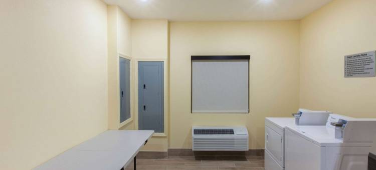 巴吞鲁日机场温德姆戴斯酒店(Days Inn by Wyndham Baton Rouge Airport)图片