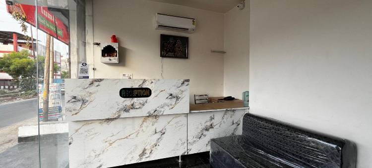 Fabhotel 施里普瑞姆公寓(FabHotel Shree Prem Residency)图片