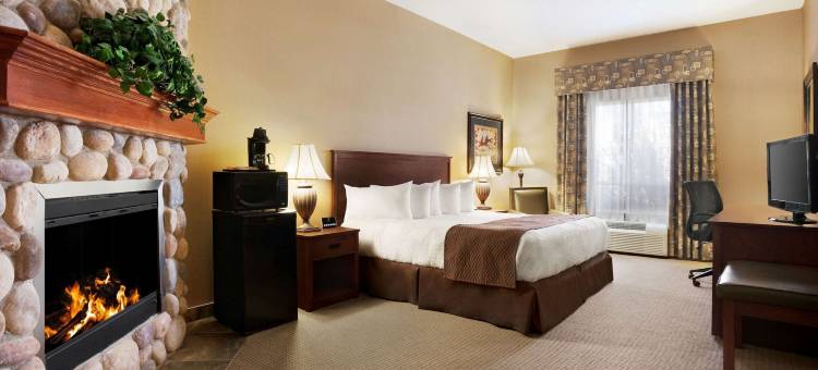 斯特拉斯莫尔戴斯套房酒店(Days Inn & Suites by Wyndham Strathmore)图片