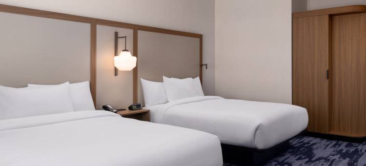 韦克罗斯万枫酒店(Fairfield Inn & Suites Waycross)图片