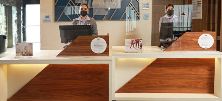 蒙特雷方迪多拉智选假日酒店(Holiday Inn Express Monterrey - Fundidora)图片