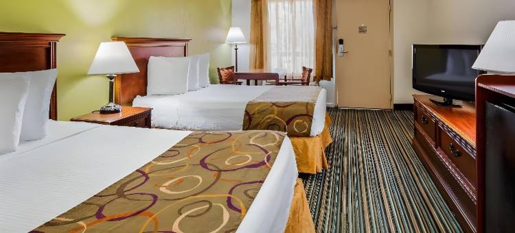 温德姆华美达萨凡纳盖特威酒店(Ramada by Wyndham Savannah Gateway)图片