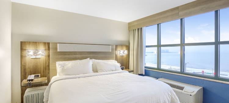 洲际智选假日酒店海湾港海滩(Holiday Inn Express Gulfport Beach)图片