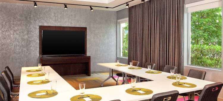 迈阿密多拉雅乐轩酒店(Aloft Miami Doral)图片