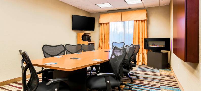 斯克兰顿威尔克斯-巴里万枫酒店(Fairfield Inn & Suites Wilkes-Barre Scranton)图片