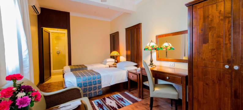 Protea Hotel Dar es Salaam Courtyard图片