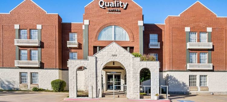 品质酒店套房欧文-拉斯科利纳斯(Quality Suites Irving-Las Colinas)图片