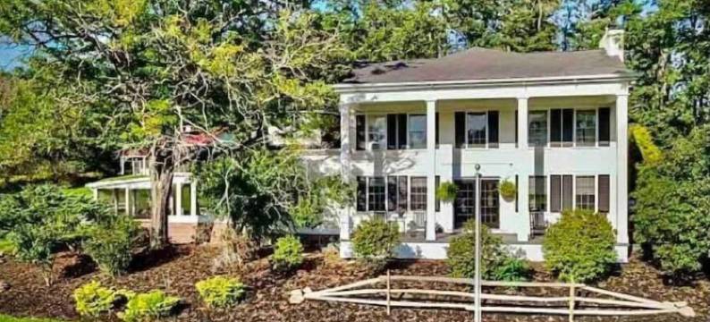 Sunset Chateau图片