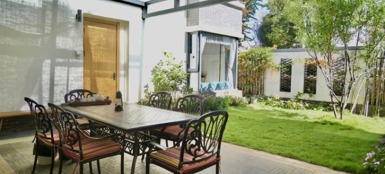 东东和笑笑在大理度假别墅图片