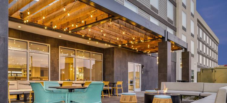 科罗拉多斯普林斯机场希尔顿惠庭套房酒店(Home2 Suites by Hilton Colorado Springs Airport)图片