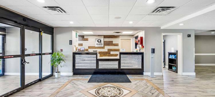 克拉克斯维尔 - 出口 11 凯艺酒店(Quality Inn Clarksville - Exit 11)图片