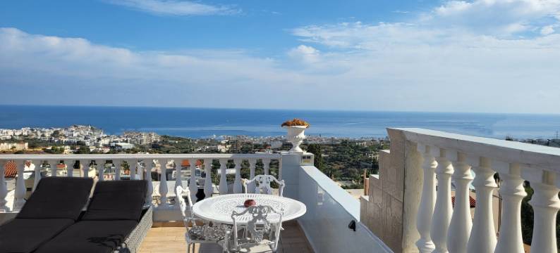 客房中的房间 - 阳光高级套房 全景(Sun Shine Senior Suite Full View)图片