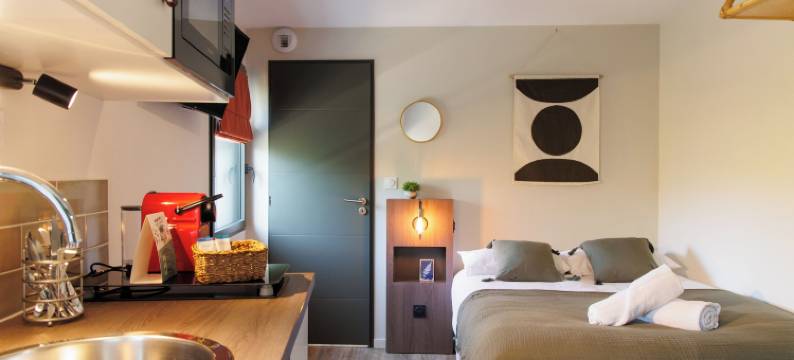 勒科罗特公寓酒店 - 自助入住(Appart'hôtel le Corot - Accès Autonome - Saint-Junien Centre)图片