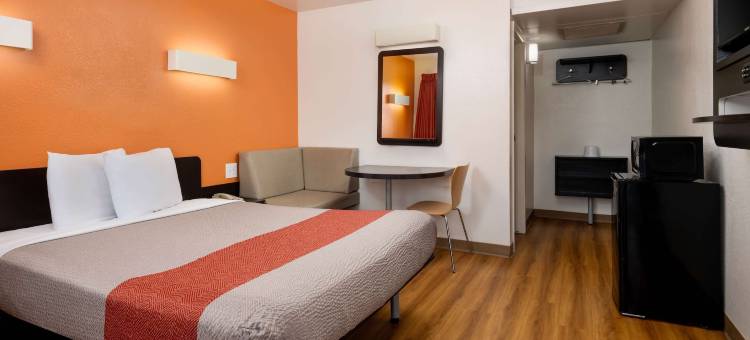 皮斯莫比奇6号汽车旅馆(Motel 6 Pismo Beach, CA)图片