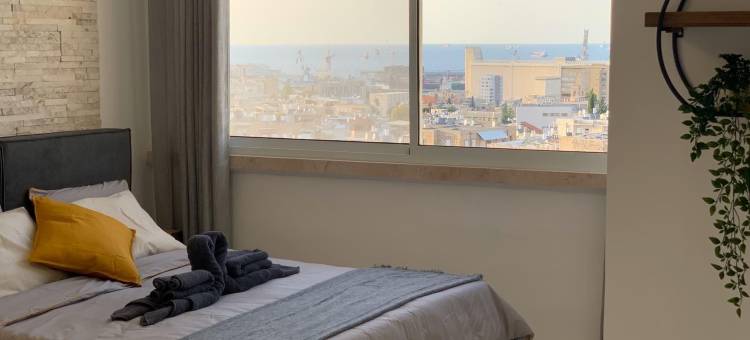 马雅海景城市观景客房(Maya New Guest House -Panoramic Sea&CityCentre View, Haifa)图片