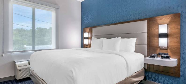 盖恩斯维尔大学附近舒适套房酒店(Comfort Suites Gainesville Near University)图片