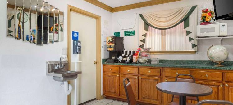 圣安东尼奥拉克兰空军基地旅程住宿(Econo Lodge Inn & Suites Near Lackland AFB)图片