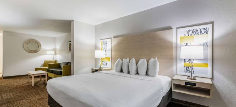 奥本代尔贝斯特韦斯特套房酒店(Best Western Auburndale Inn  Suites)图片