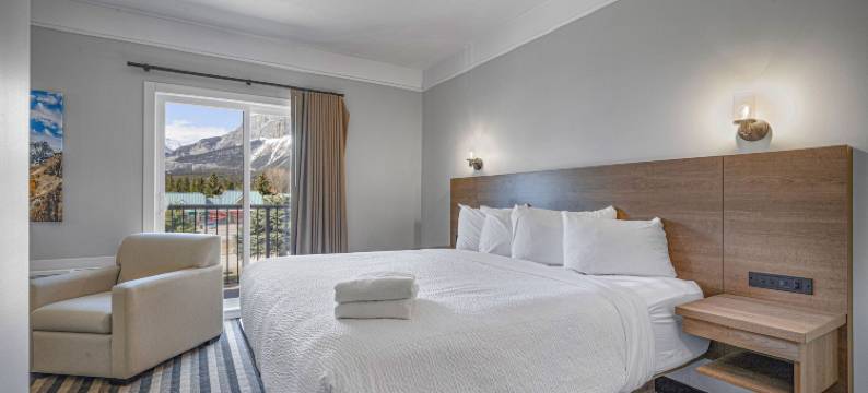 北风坎莫尔酒店(Northwinds Hotel Canmore)图片