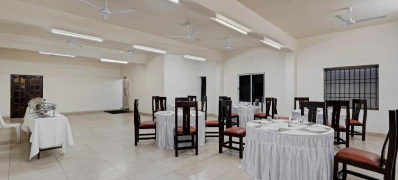 G R B酒店艾什瓦利格兰德(Treebo Aishwarya Grand)图片