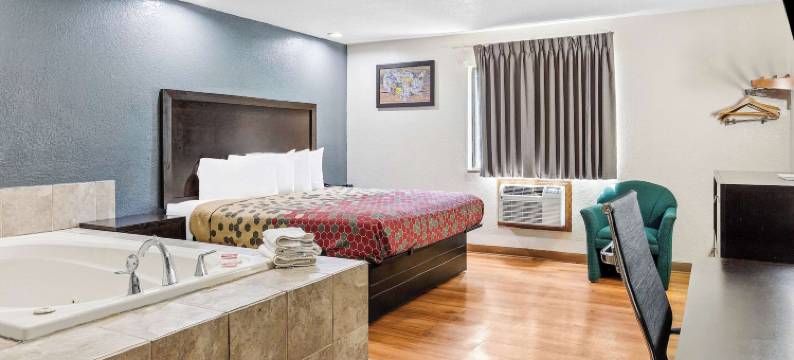 阿克伦科普利西北伊克诺旅馆(Econo Lodge Akron Copley Northwest)图片