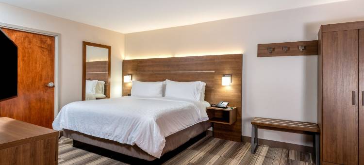 Holiday Inn Express 教堂山(Holiday Inn Express Chapel Hill)图片