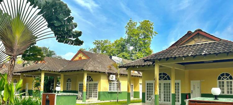 伦比亚度假别墅帕卡丁加奴(Rumbia Resort Villa Paka)图片