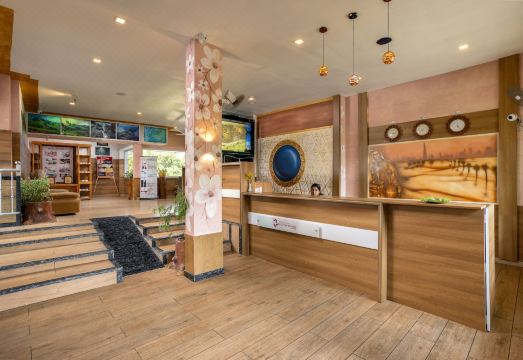 Star Emirates Luxury Resort and Spa, Munnar Hotel Overview