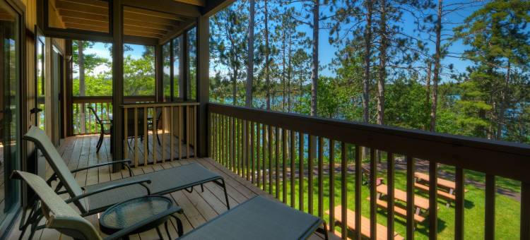 波因特套房酒店(The Pointe Hotel and Suites)图片