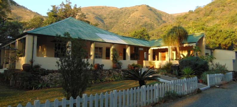 喷泉浴小屋旅馆(Fountain Baths Guest Cottages)图片